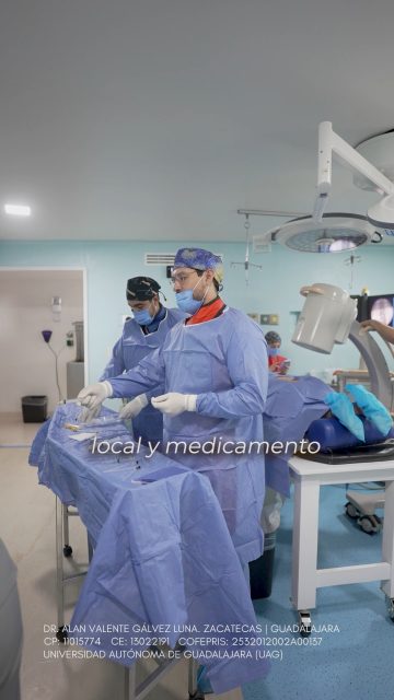 Cuando una hernia discal empieza a comprimir un nervio, el dolor puede bajar hacia la pierna, generar descargas, ardor o limitar movimientos simples del día a día. 👉🏼 En algunos pacientes, los medicamentos y la rehabilitación no logran controlar completamente los síntomas y es necesario utilizar tratamientos más dirigidos sobre la raíz nerviosa afectada.
⭐️ El objetivo es disminuir el dolor y recuperar función de forma más precisa. Agenda tu valoración.

🥼Dr. Alan Valente Gálvez Luna
⚕️Especialista en Medicina del Dolor e intervencionismo Avanzado en Algologia

📍 Instituto Oncológico Nacional- ION Colomos
Av. Patria 2945- Zapopan

📍 Hospital Santa Fe , consultorio 109
Cráter 10, Guadalupe, Zacatecas

📍 Hospital San Antonio del lago de Chapala, Jalisco

Reserva tu cita →
📞 Guadalajara: 33 2726 1907
📞 Chapala: 52 1 33 1895 5438
📞 Zacatecas: 492 264 8689

UNIVERSIDAD AUTÓNOMA DE GUADALAJARA| UAG
CP: 11015774| CE: 13022191|
COFEPRIS Santa Fe: 2532012002A00137
COFEPRIS GDL Instituto ION: 2514102002A00839